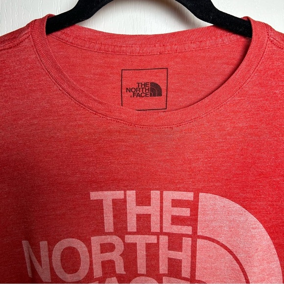 The North Face Men’s Small Brick Color Logo T-Shirt - Preowned - Picture 4 of 7